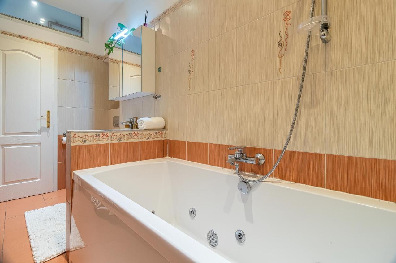 Trendy Apartment In Central Bratysława Zewnętrze zdjęcie